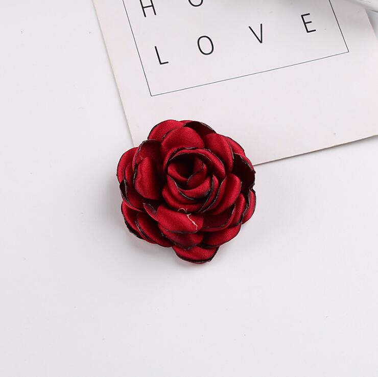 5 st 5.5cm satintyg konstgjorda blommor handgjorda diy tygblommor för bröllopsfest hantverk hem diy dekoration: Röd
