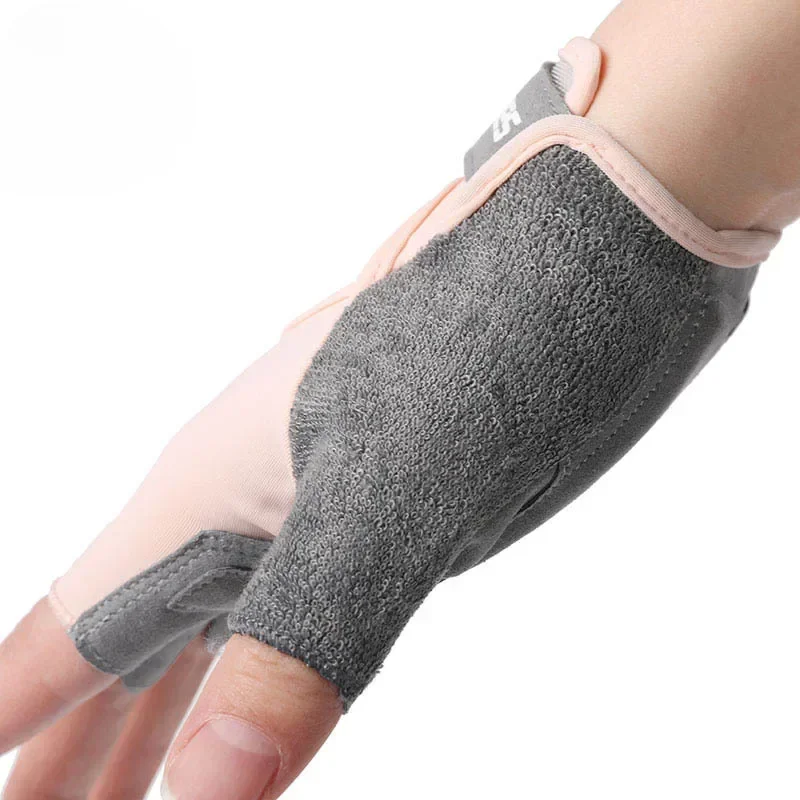 Halfvinger fietsen GYM Workout Fitnesshandschoenen voor mannen en vrouwen Slijtvast Antislip Pols Fietsen Gewichtheffen Sport