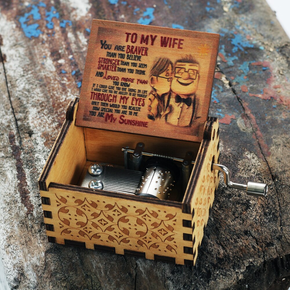 Houten handzwengel muziekdoos je bent mijn zonneschijn ik hou van je aan mijn vrouw muziekthema muziekdoos kerstmis een verjaardag: Aan mijn vrouw