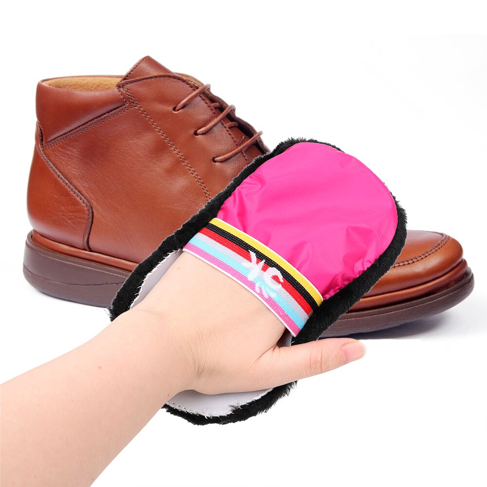 Couleur aléatoire soin des chaussures brosse chaussures gants essuyer chaussures sac à main gants polis laine douce peluche chaussures nettoyant