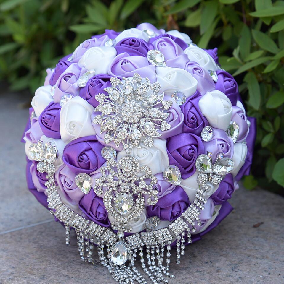 AYiCuthia Bouquet De Mariage Mauve Royal Blue/Purple/Black Bridal Bouquet Wedding Silk Roses Brides Wedding Bouquet With Crystal: Purple