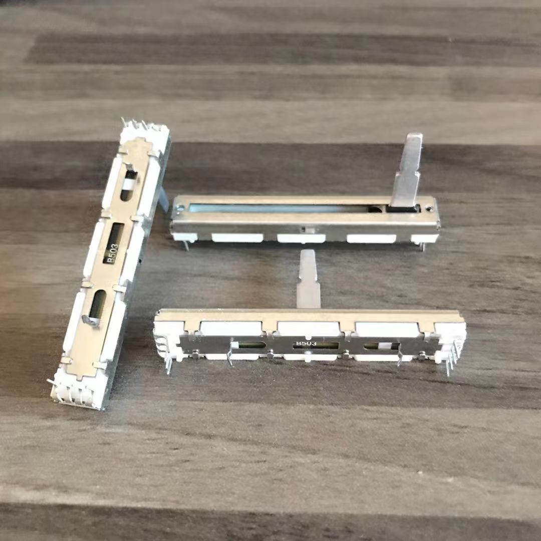 Fader del miscelatore potenziometro 6cm 60MM doppio filettato punto medio B10K B50K 20MMD 4 piedi + 4 piedi manico lungo 8 piedi-10 pz/lotto