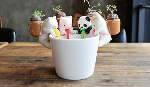 1 stuk desertcreations kweek peropon drinkpot keramiek met rietje