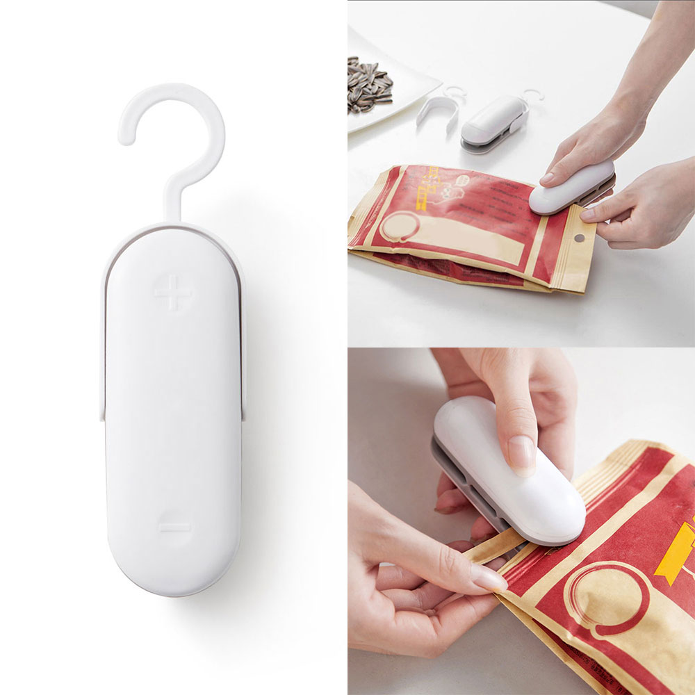 Mini Portable Food Vacuum Sealer Machine Handheld Food Snacks Packaging Vacuum Plastic Bag Heat Sealing Machine Closing Capper