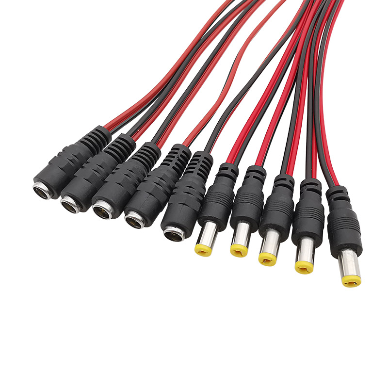 5.5mm x 2.1mm x 12v likestrømsstrøm hann-hunn-kontakt pigtail-forlengelseskabel ledningskontakt likestrømsplugg for led-stripelys cctv-kamera