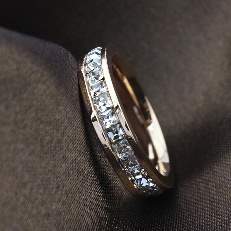 Vnox 3mm bight 585 rosa ouro tom anéis de noivado para mulher homem de aço inoxidável com pedras cz completa shinny anéis de casamento