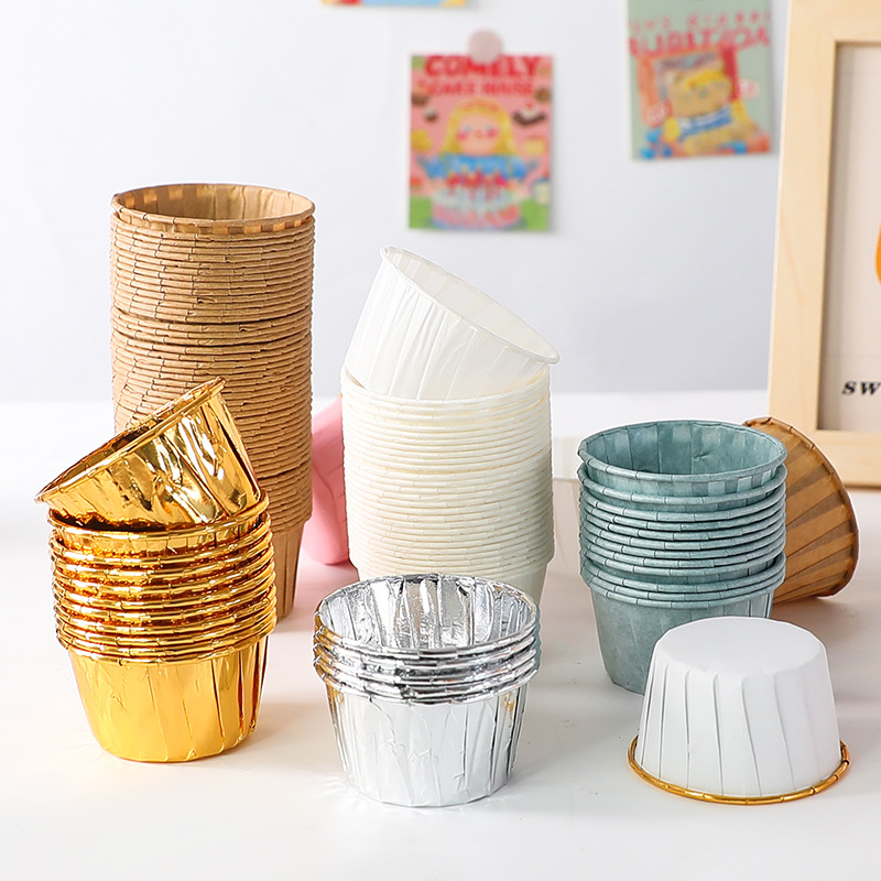 50 Uds. Mini paquete pequeño de papel para tazas de magdalenas, envoltorios para cupcakes, cajas para tazas para hornear, cajas para muffins, herramientas para pasteles DIY, suministros de cocina para hornear