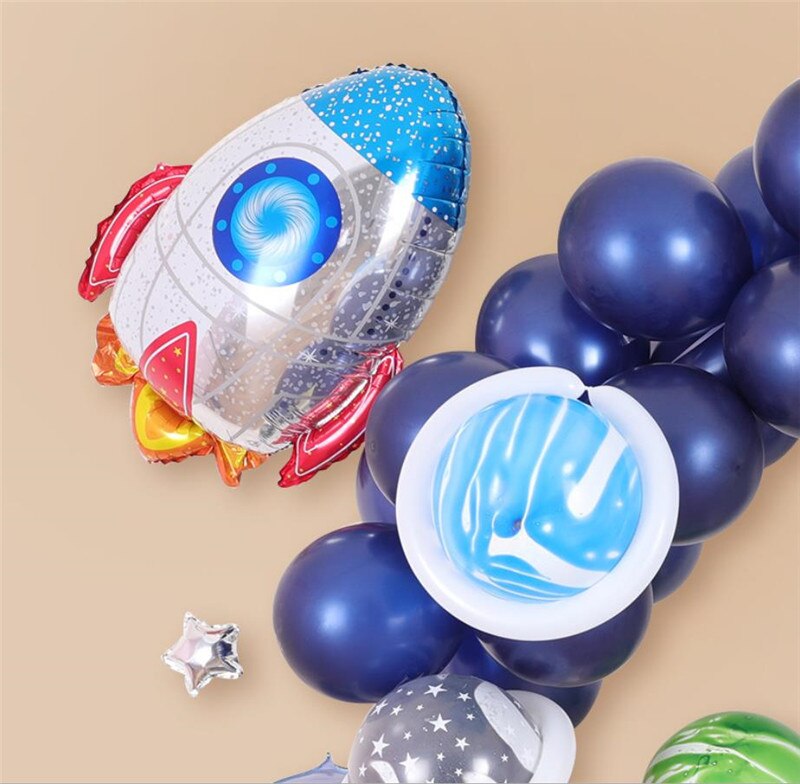 Dessin animé chapeau espace série feuille ballon joyeux anniversaire fête décoration terre planète explorer protéger environnement thème lune
