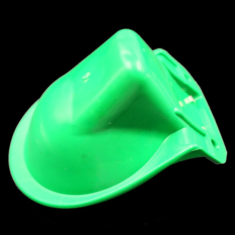 1Pc Farm Sheep Waterer Automatic Fluid Cup Bowl Feeding Drinker Colt Calves Drinking Pig Feeders Animal Water Storage Grooves