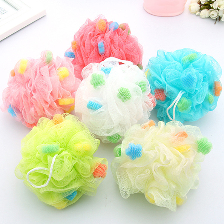 Four Dimensional Oval Seaweed Bath Sponge Bath Brushes Sponges & Scrubbers 16*13cm: random color 1pc