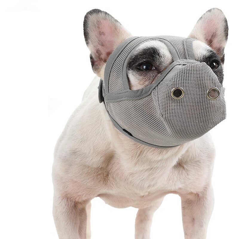 Benepaw Korte Snuit Hond Muilkorf Verstelbare Ademend Mesh Tong Out Bulldog Mond Cover Masker Voor Blaffen Bijten Kauwen: S