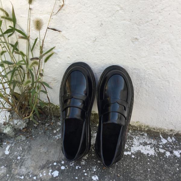 TAVIMART  -  Women's British Style Leather Shoes Flats Buckle Black Shoes Spring Female Fashion Slip On Loafers Flat Heels Casual Footwe