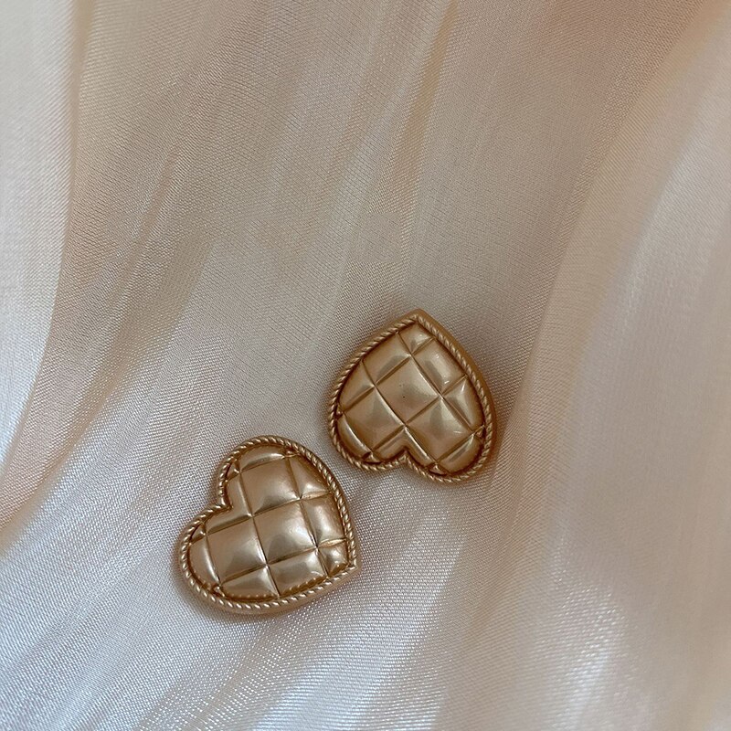 10 st hjärtformade metallknappar sand guld ljust guld kärlek handsydda knappar skjorta dekorationsknappar: Frostat guld / 18mm