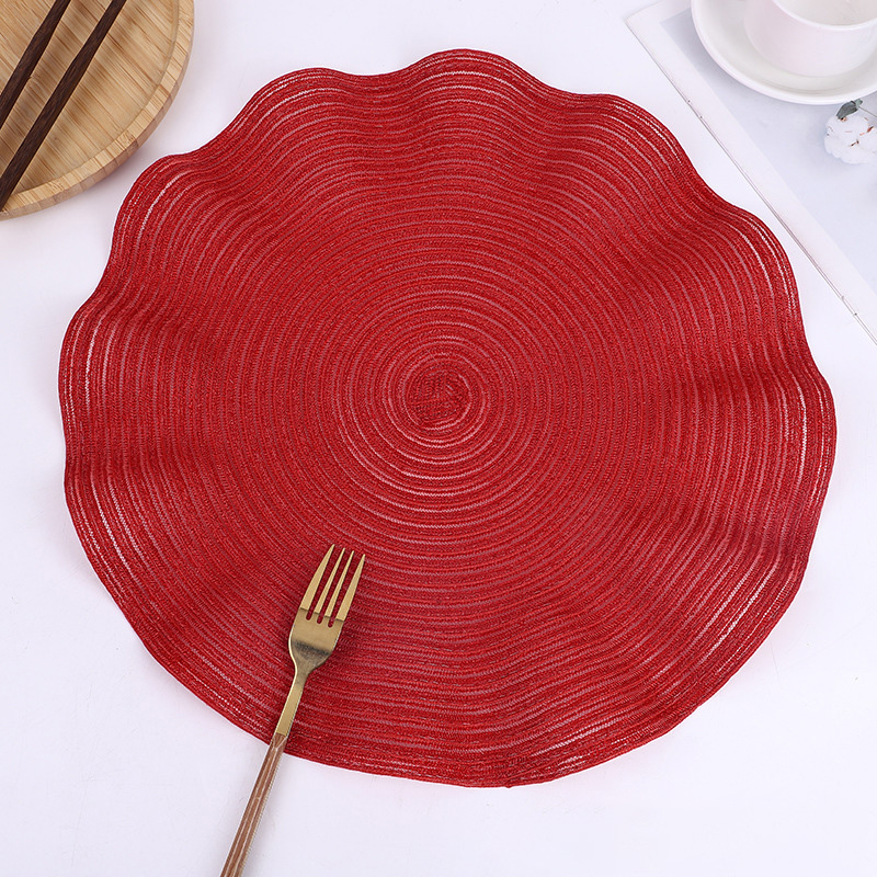 Tovagliette rotonde ondulate Set di 6 tovagliette a cerchio intrecciate intrecciate da 15 pollici per tavoli da pranzo tovagliette da cucina lavabili: Rosso
