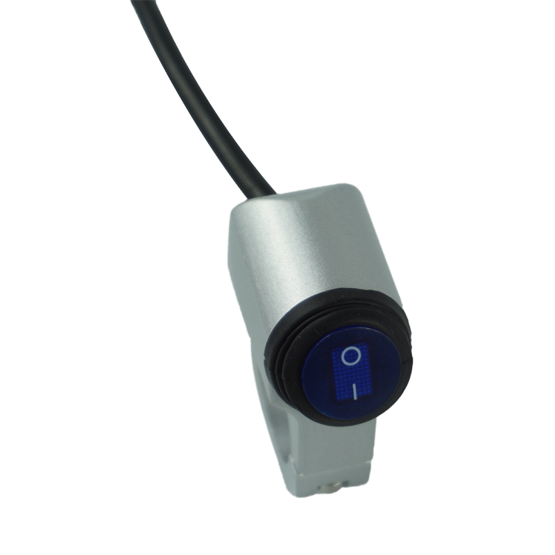 12V Wasserdicht 7/8 &quot;22mm Motorrad Lenker Kontrolle Schalter Berg Scheinwerfer Gefahr Brems Nebel Licht AUF aus Schalter Geschmack: Silber-(Blau)