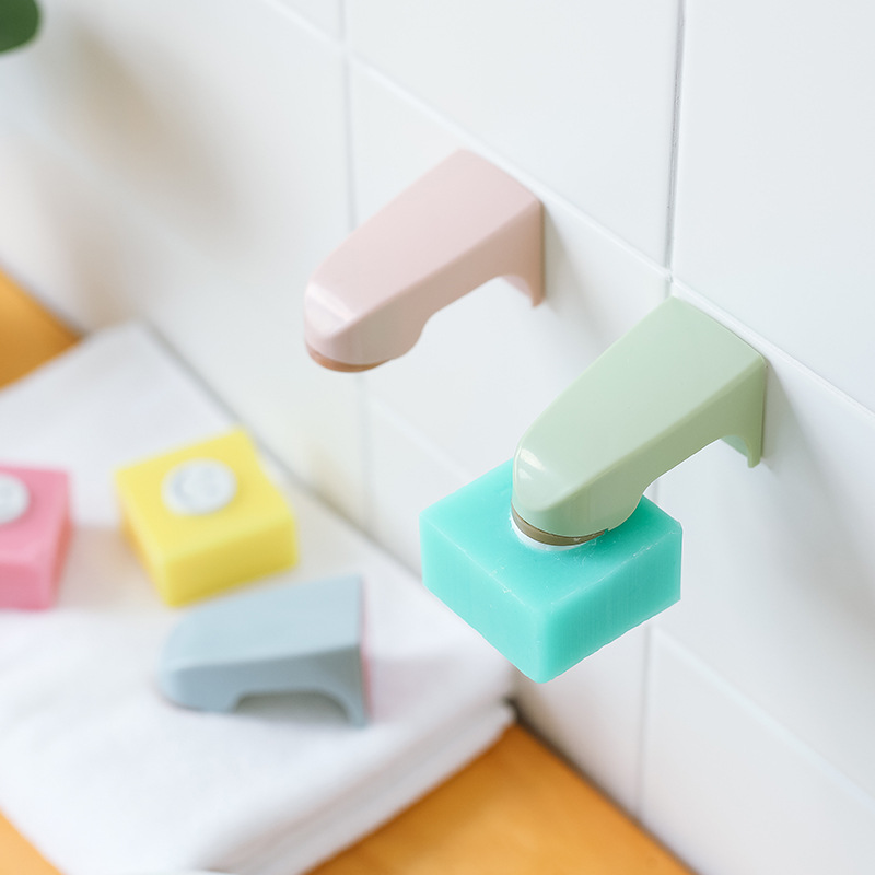 1pc Edelstahl Seifenschale Kreative schlagen-freies Seife Halfter Zauberstab Halfter Schlecht Gerät Praktische Magnetische seife Halfter