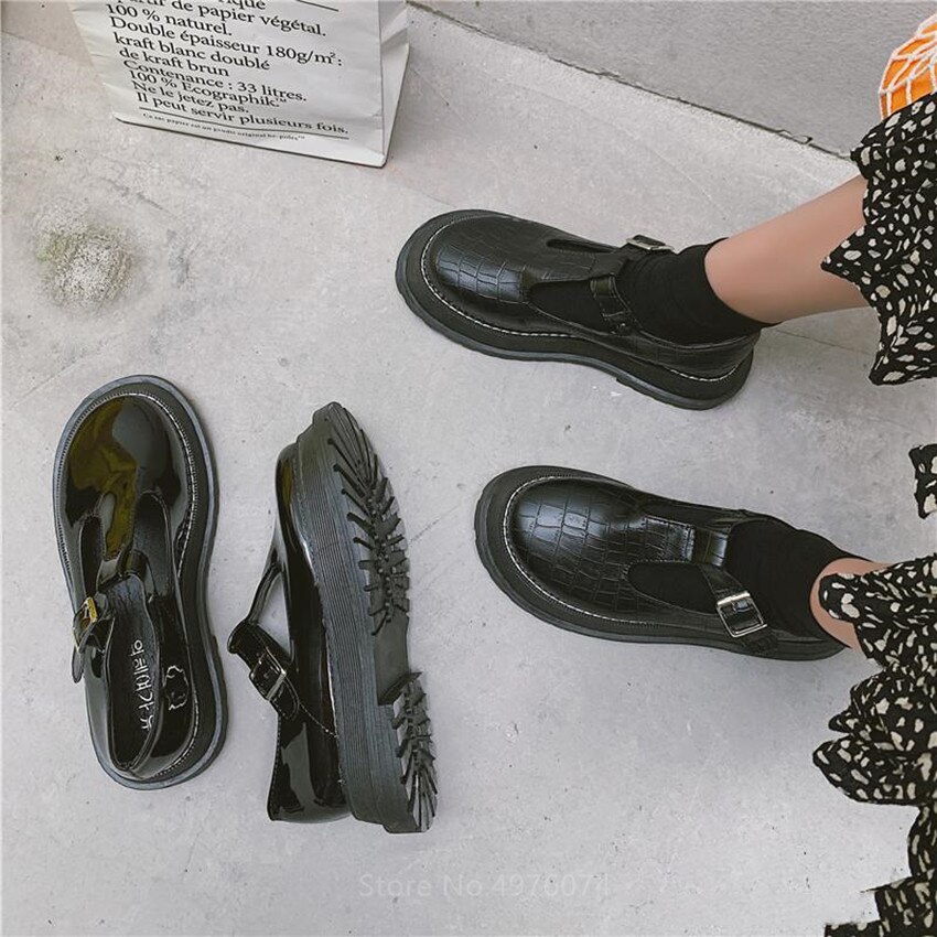 Kleine Leder Schuhe Weibliche Britischen Wind Sommer Neue Lolita Mädchen Japanischen Wilden Schwarz retro Maria Jane Schuhe Wort Schnalle