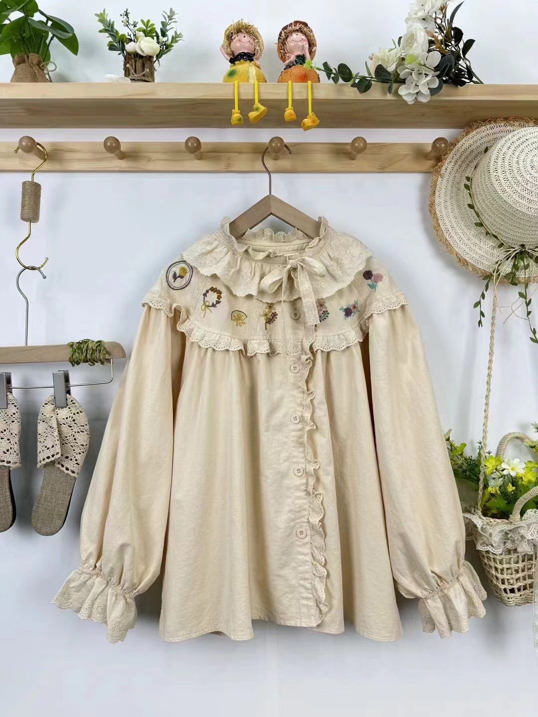 Spring Cotton Casual Long Sleeve Shirt Women Stand Neck Embroidery Top Girl Loose Sweet Blouses Summer T45852QM: APRICOT