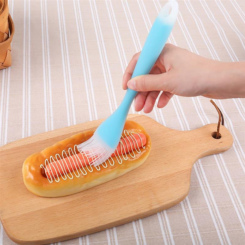 4pcs Silicone Baking Tray Bread Chef Pastry Oil Butter Paint Brush Basting Barbecue Brush Silicone Baking Barbecue Tool