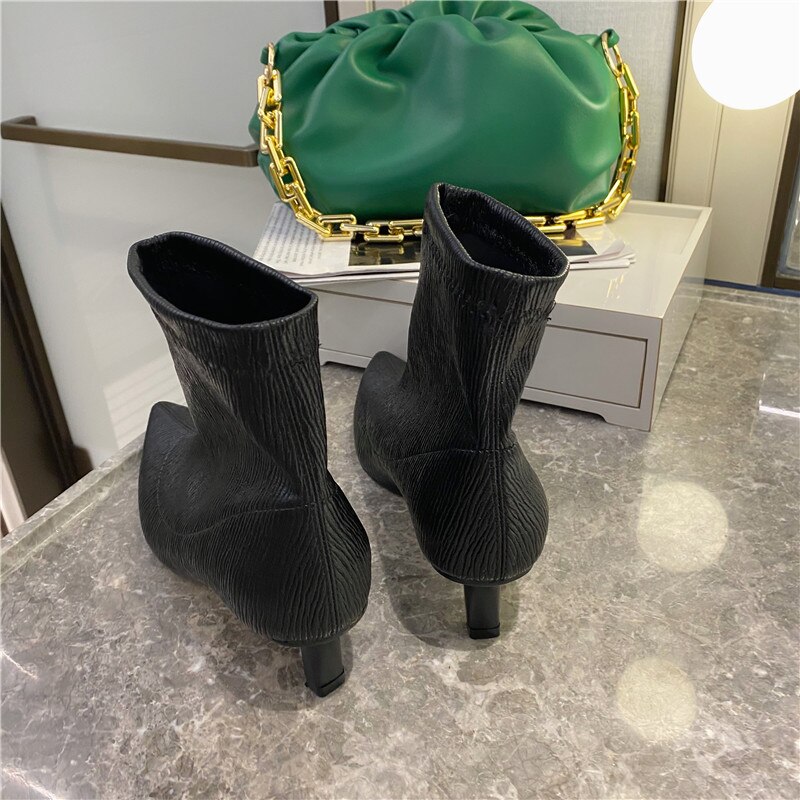 Pointed Toe Sock Boots Women Ankle Boots Stretch Shoes Slip On Thin Mid Heels Chelsea Boots Woman Red Black Shoes Short Boots