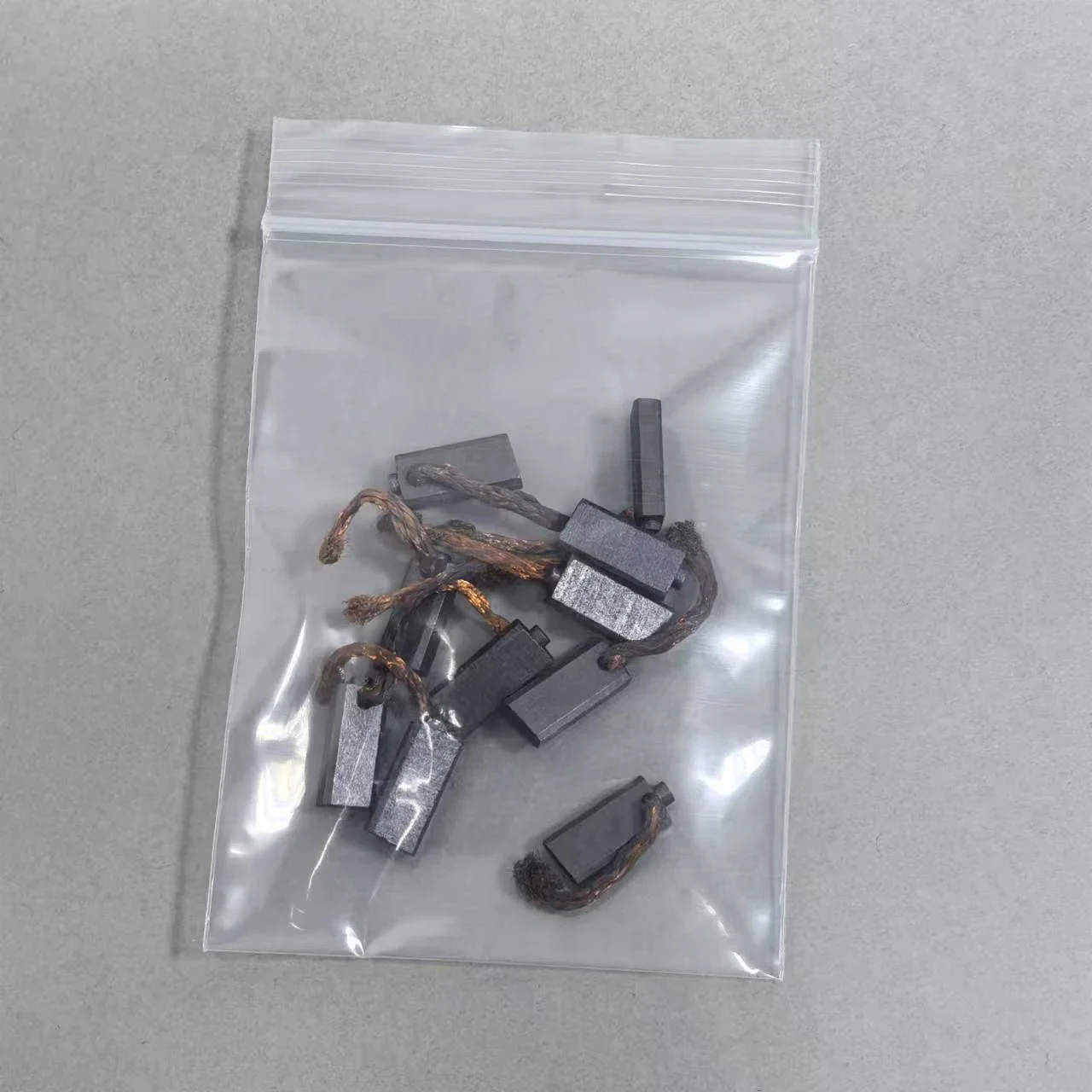10 teile/los Auto Fenster Wischer Motor Motor Kupfer Carbon Pinsel 3*4*5*6*7*8*9*10*12*14*15*16*17*18mm Auto Teile: Lavendel