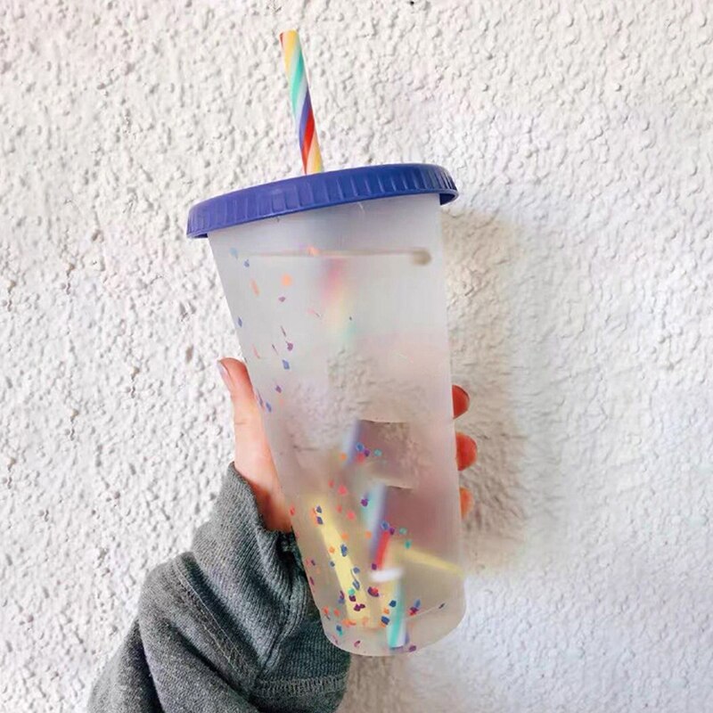 700Ml Temperatuur Kleurverandering Kopjes Magical Confetti Herbruikbare Plastic Met Deksel En Stro Cup Voor Koude Dranken Cup accessoires