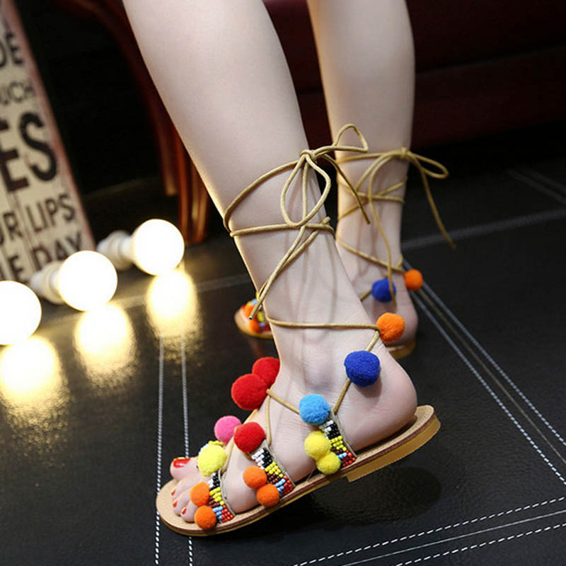 Sandalias planas con pompón de flores de colores para mujer, sandalias romanas de Gladiador, Chanclas de Tanga de encaje alto, zapatos de verano, E46