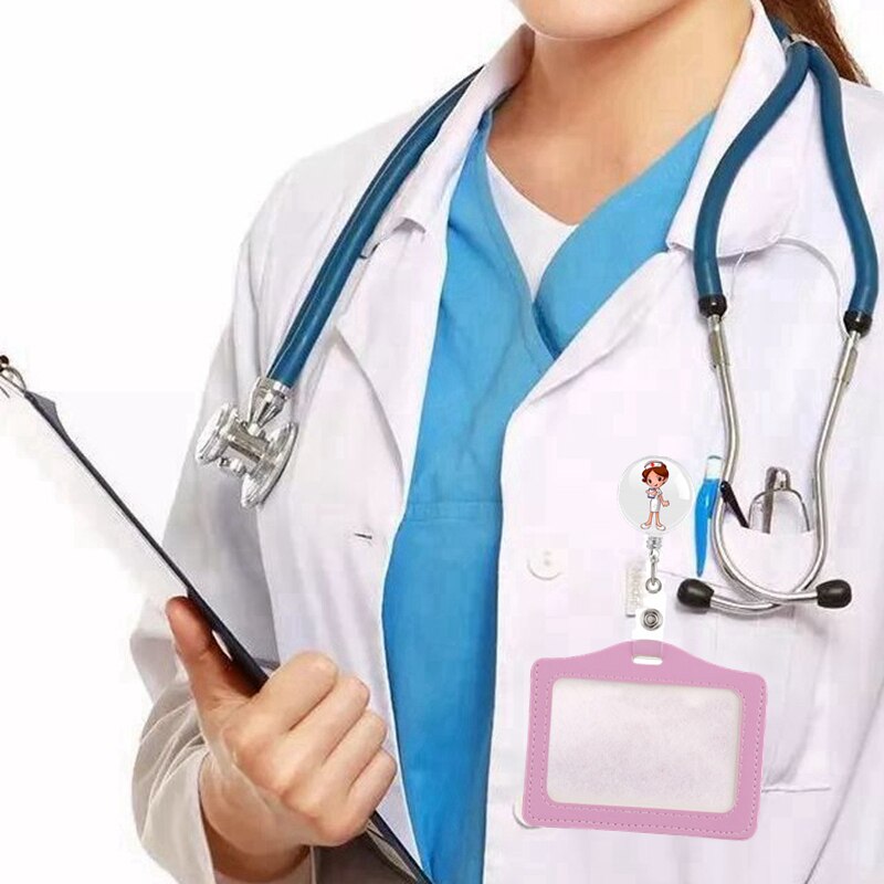 10 Stks/partij Cartoon Mooie Vrouwen Verpleegster Arts Medische Hart Intrekbare Badge Reel Broches Clips Voor Id Naam Kaarthouder Sleutelhanger