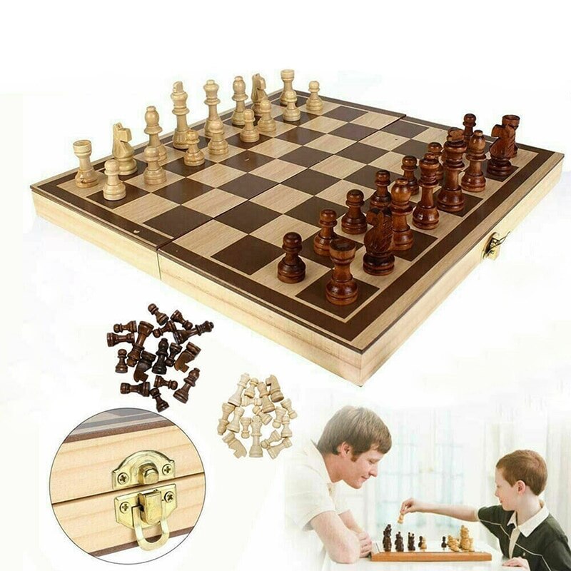 Jeu d'échecs médiéval de en bois composite,32 pièces dorées ou argentées, échiquier magnétique,