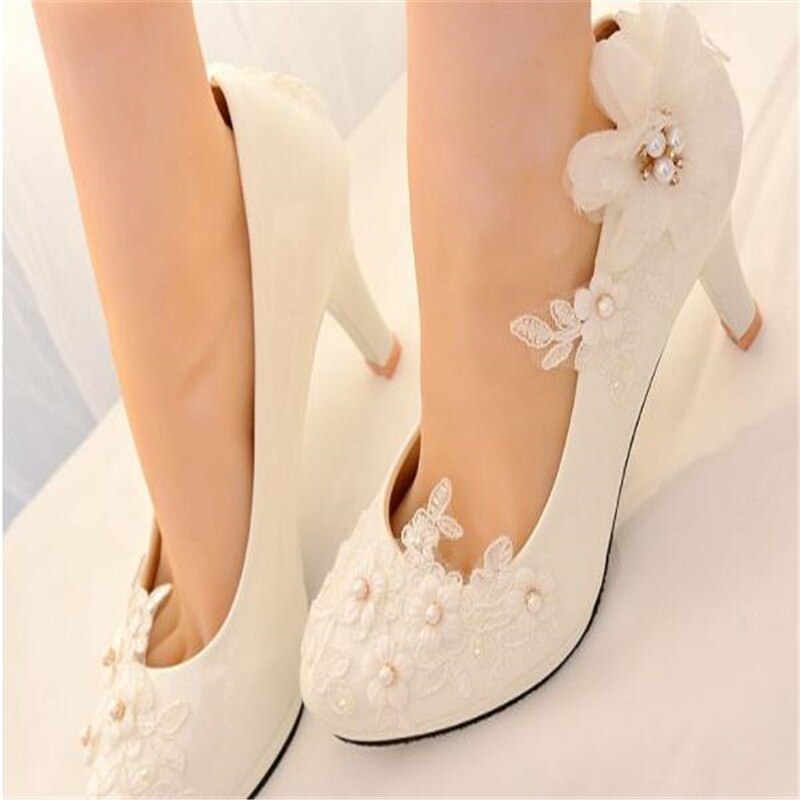 Classic white lace flower wedding shoes woman high heels women low heels bridal shoes female shoes plus size 41 42