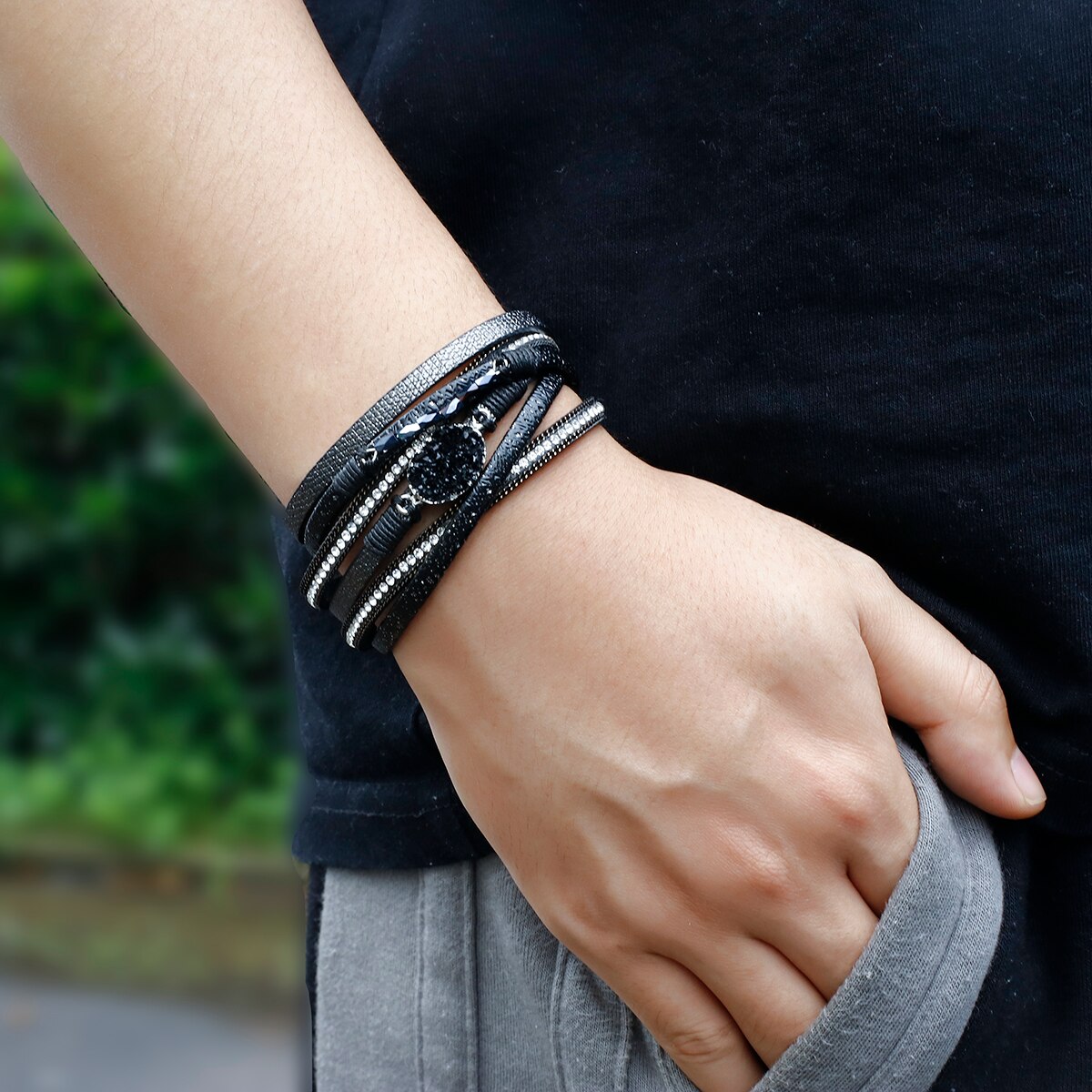 Allyes Lange Hars Lederen Armbanden Voor Vrouwen Boho Rhinestone Charm Magnetische Gesp Gevlochten Wrap Armband Sieraden