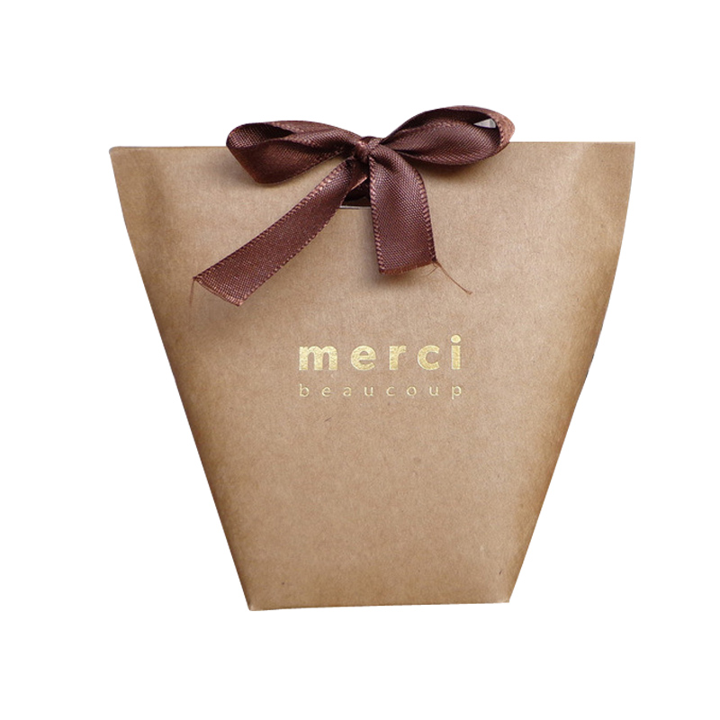 Boksepakke kfaft papirposer opskalere sort hvid bronzing fransk tak takker emballage æsker merci slikpose 5 stk: Kfaft merci