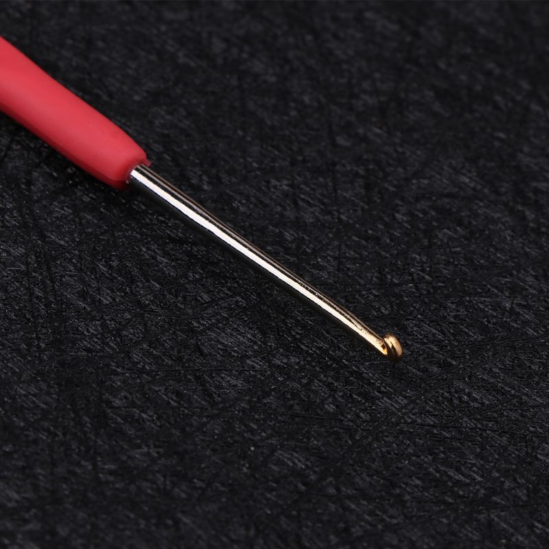 10Pcs Bearded Needle Crochet Hooks Set Ergonomic Soft-Grip Handle Sewing Knitting Knitwear DIY Tools