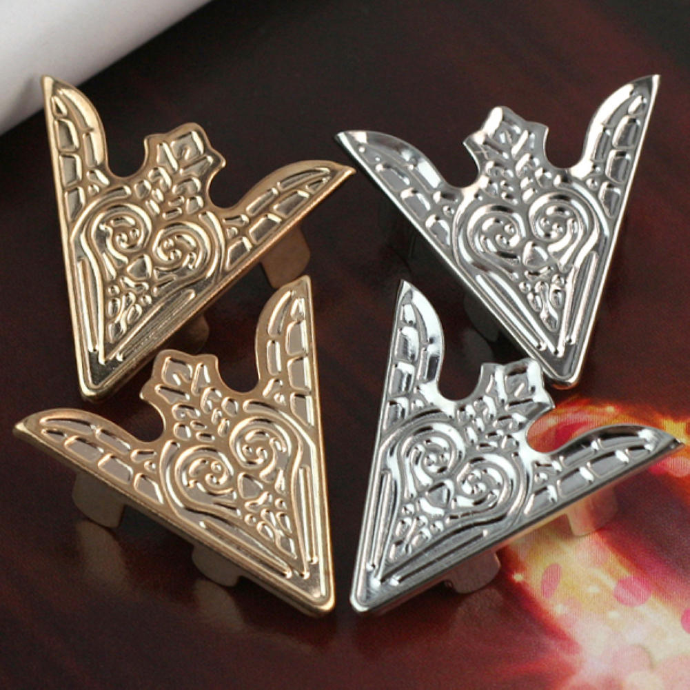 2 Pairs Shirt Collar Clip Retro Antiqued Punk Metallic Light Gold White Blouse Shirt Metal Pointed Collar Clips Wing Tips
