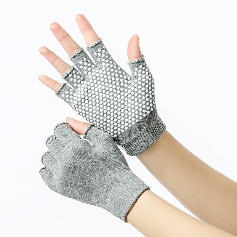 Gants de Yoga antidérapants pour femmes, 1 paire, pour Fitness, gymnastique, Pilates, équilibre, , entraînement, protection des mains, demi-doigt: Gray