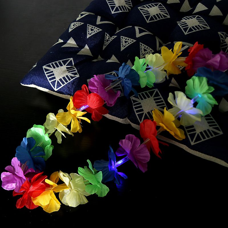 LED Lights Hawaii Flower Garland Necklace Hula Wreath Birthday Pool Party Supply Q6PD