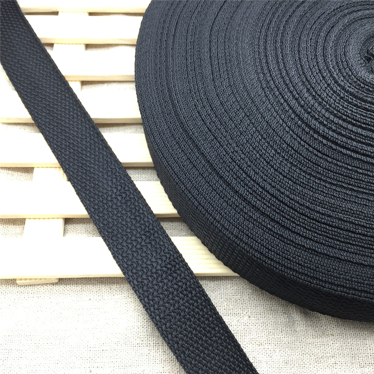 10 Yards/Roll 30mm Wide Strap Nylon Webbing knapsack Strapping Bags Crafts: Black