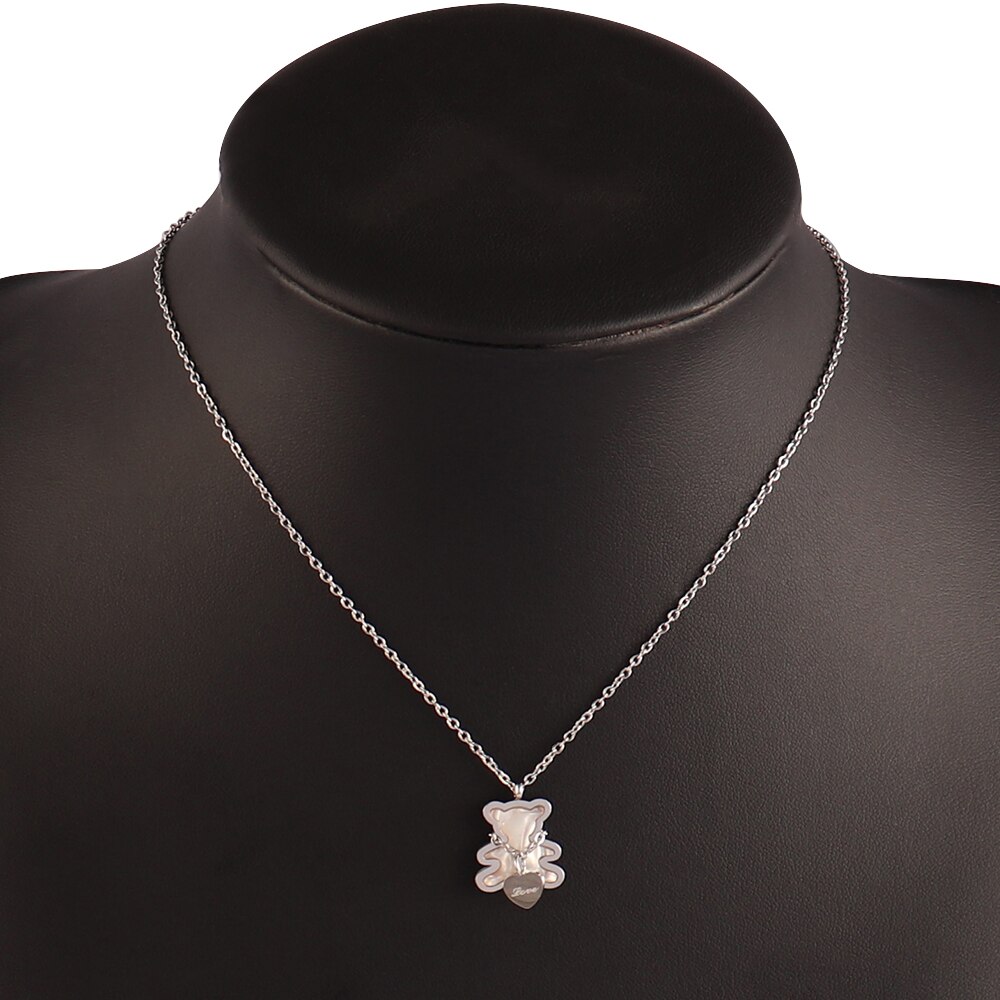 Trendy Product Stainless Steel Necklace For Women Gold Silver Color Charm Flower Butterfly Pendant Necklace Jewelry: B0267