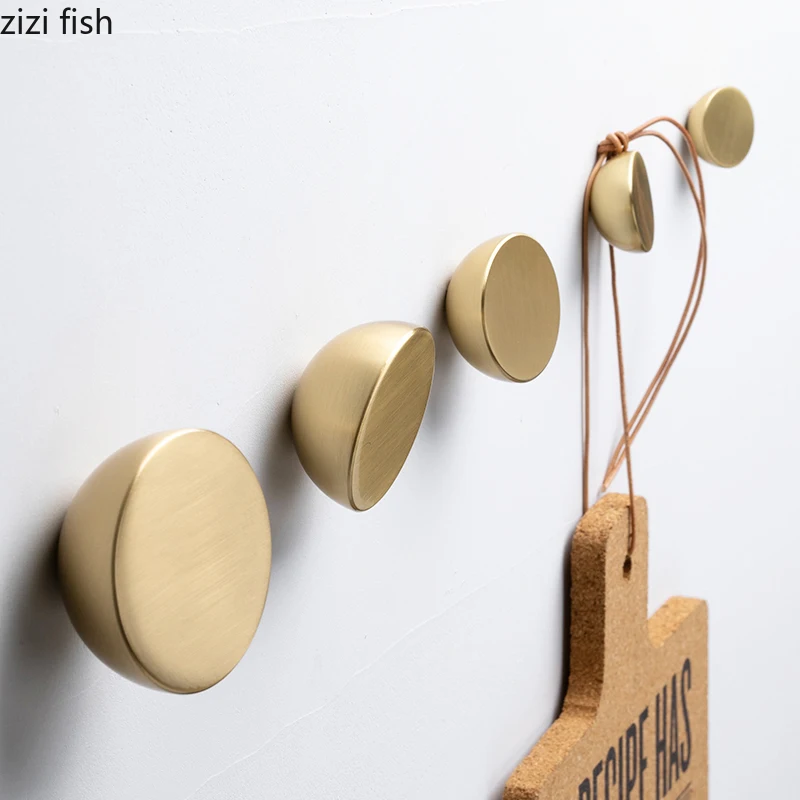 Gancho de latón inclinado Irregular del norte de Europa, colgador de gorro para ropa, decoración de pared, ganchos de Metal, estante de almacenamiento para colgar en la pared, gancho para llaves