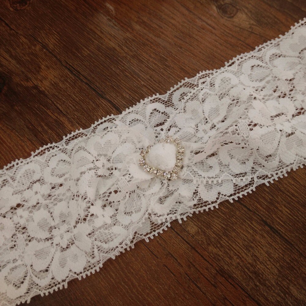 Wedding Vintage White Heart Rhinestones garter Bridal Lace garter