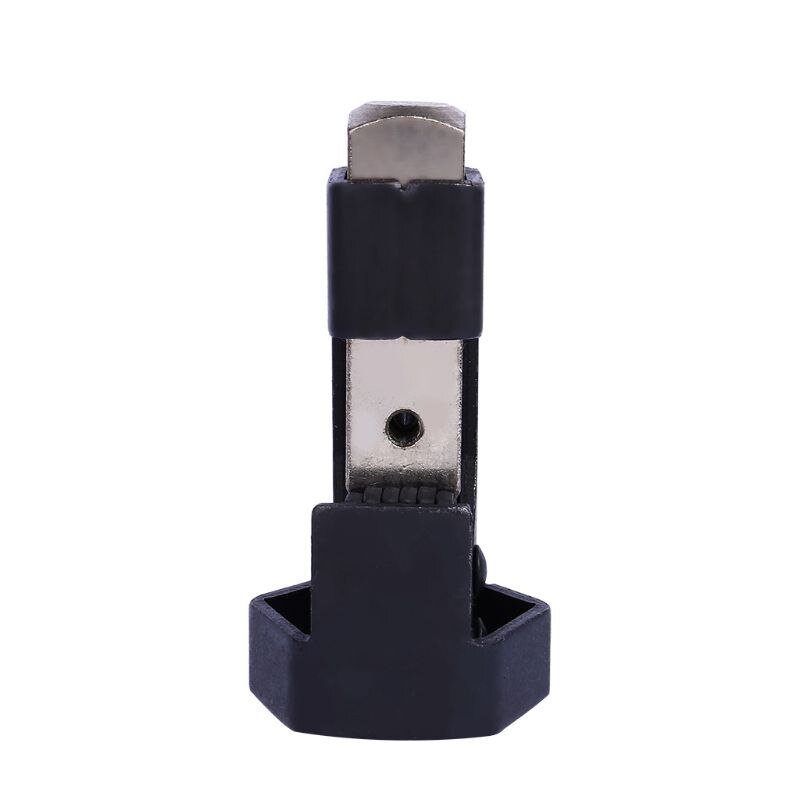 Hammer type cable lug crimping tool