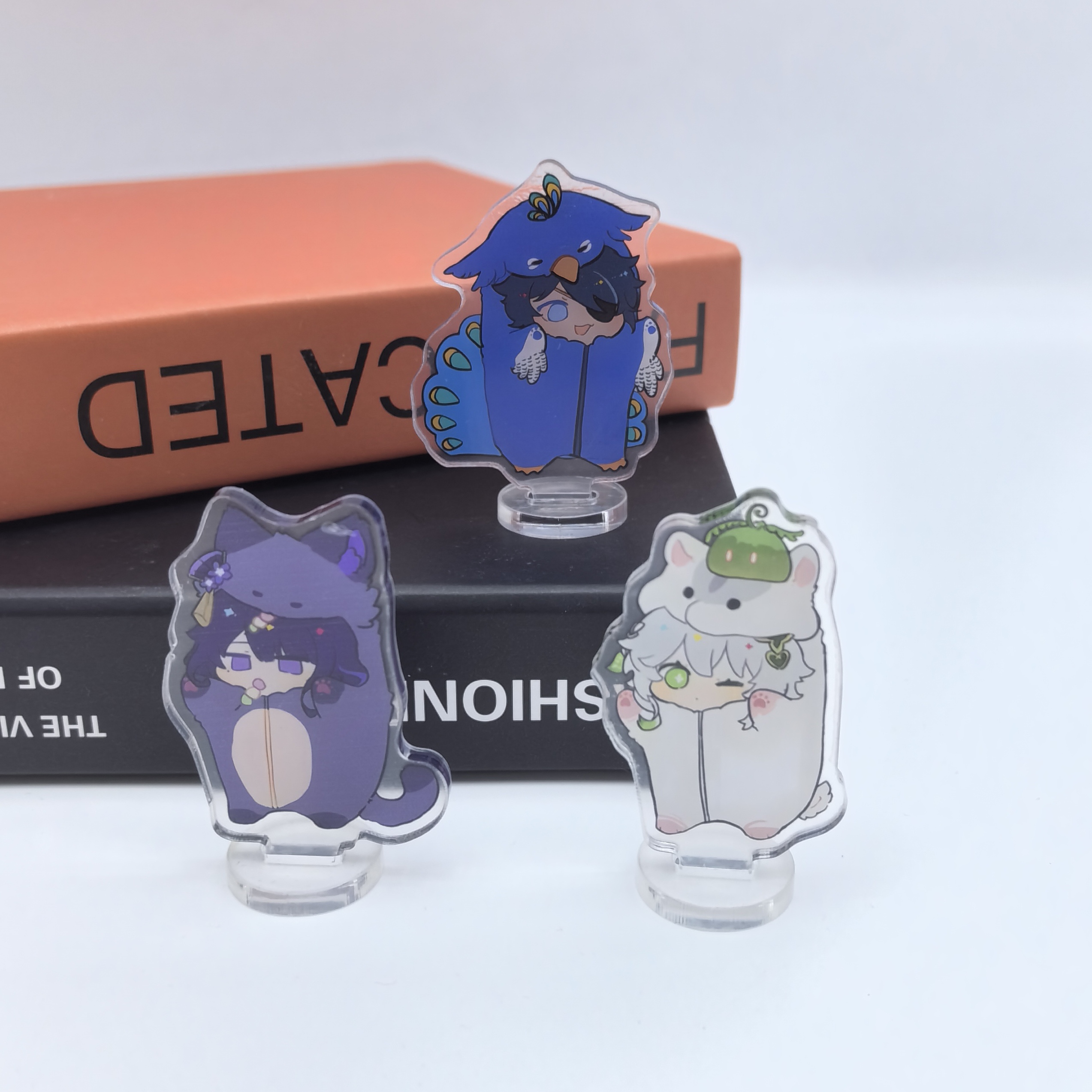 Genshin Scaramouche Tartaglia Mini Tarjeta de personaje de Animal, decoración de escritorio, placa de pie acrílica, para niños, juego de Anime, 1Pc