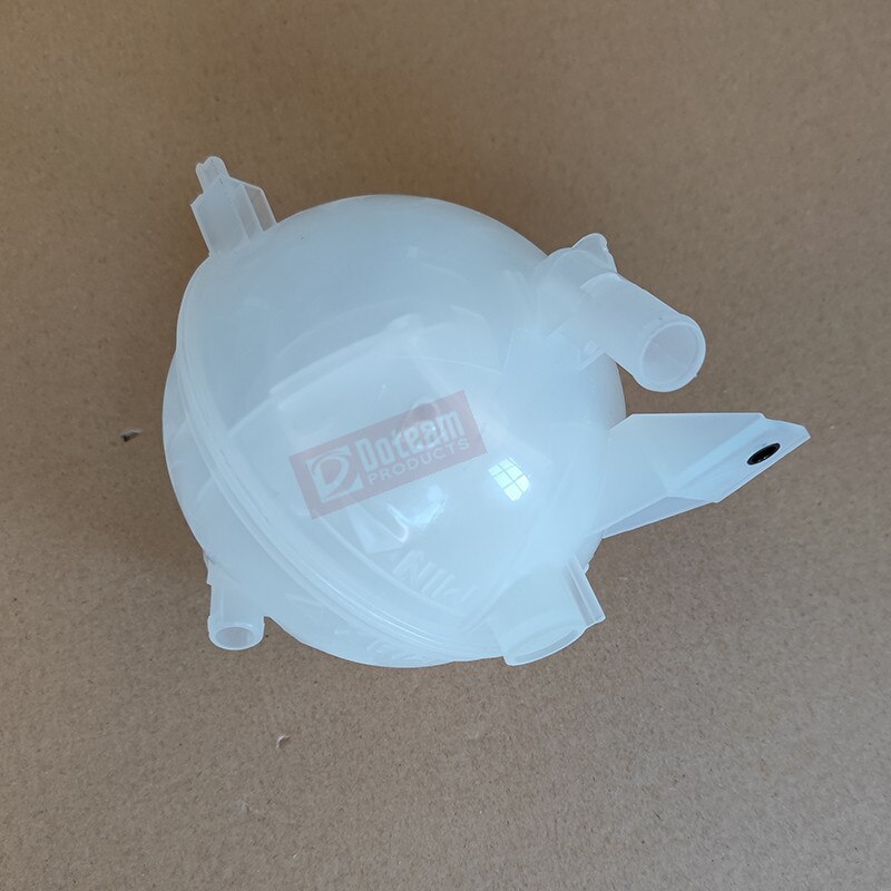 Coolant Expansion Tank for Peugeot 307 OEM NO. 1323.86