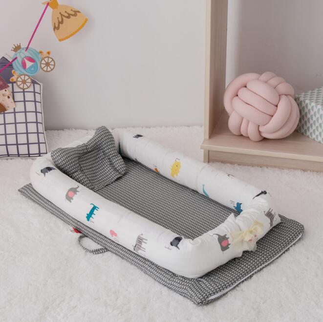 Krybbe sove kofangere baby bærbar tremme baby sove bomuld tremme beskyttelsesunderlag tegneserie print børneseng: Yhm 013l