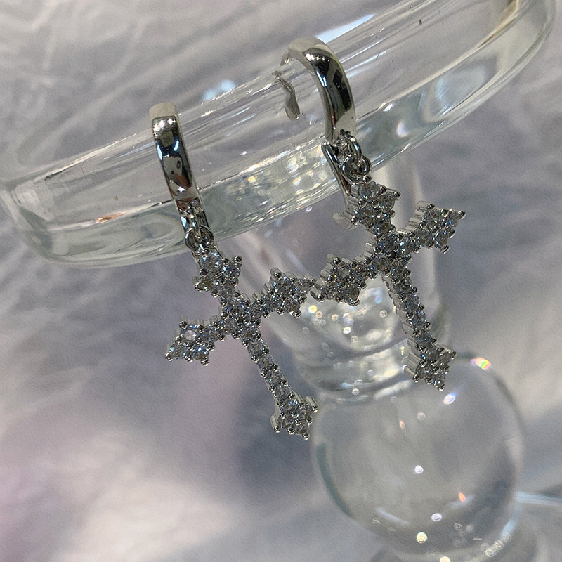 Y2K gotisch Strass Kreuz Ohrringe Kpop Zirkon Kreuz Tropfen Ohrring für Frauen Grunge Egirl Ohrringe Schmuck Zubehör