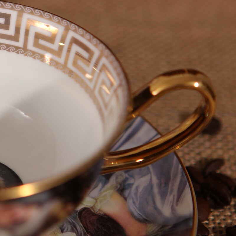 Figura Retro de la Corte Europea pintura al óleo hueso taza de café de China y platillos británico tazas de té Espresso de la tarde vasos de