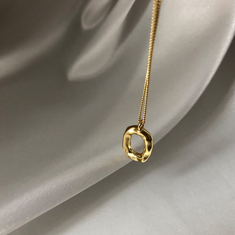 HUANZHI Irregular Geometric Oval Donut Round Clavicle Chain Necklace Gold Color Short Necklaces For Women Party Jewelry: 1