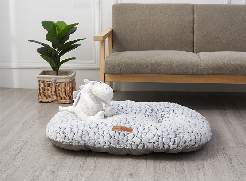 Benepaw Herfst Winter Warm Hond Bed Zachte Comfortabele Dikke Pluche Antislip Puppy Pet Mat Kussen Voor Kleine Medium Grote Honden katten