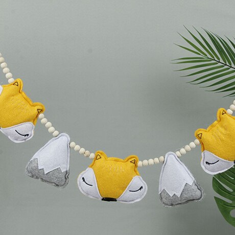 1Pc Baby Speelgoed Nordic Cartoon Vos Baby Rammelaars Kinderen Kamer Opknoping Decor Fotografie Prop Zachte Rammelaar Mobiele Wandelwagen Accessoire: Dark yellow fox 1