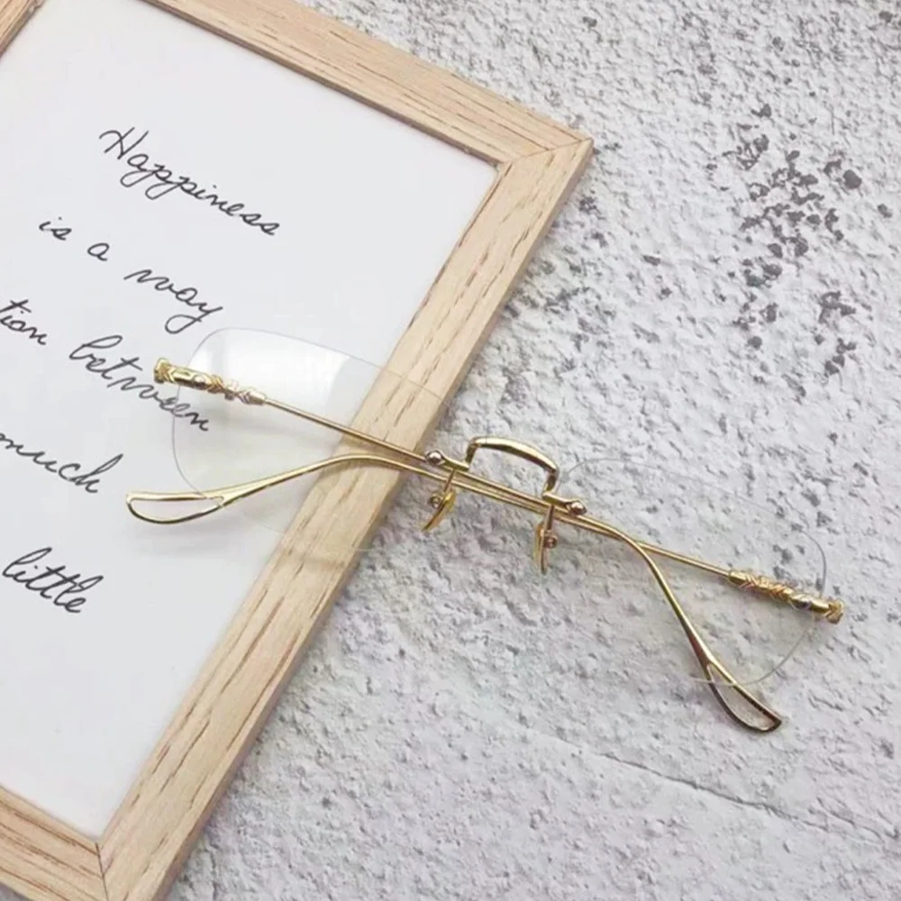 Gafas con montura cuadrada Retro para mujer y niña, gafas ligeras y cómodas antiluz azul, gafas de Color dorado, accesorios de